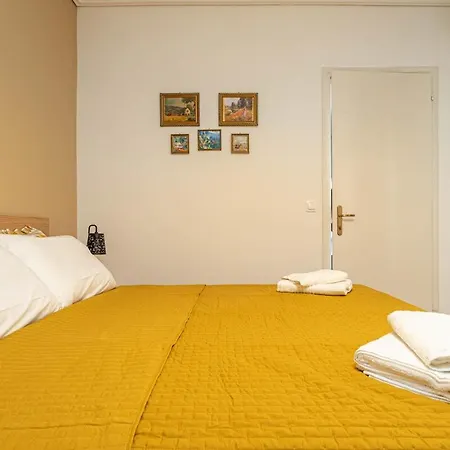 Tranquil Vibes Comfortable Apartment